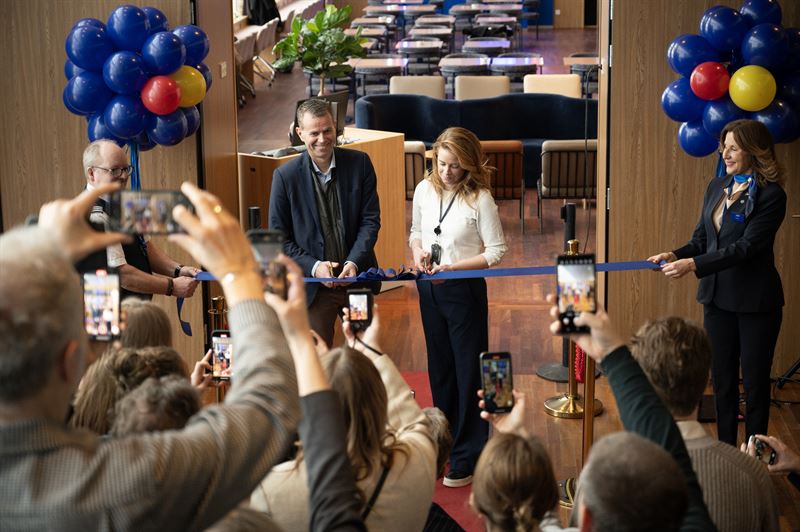 Lounge ribbon cutting.jpg