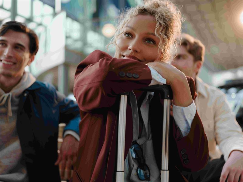 airport-travelers-sas.jpg